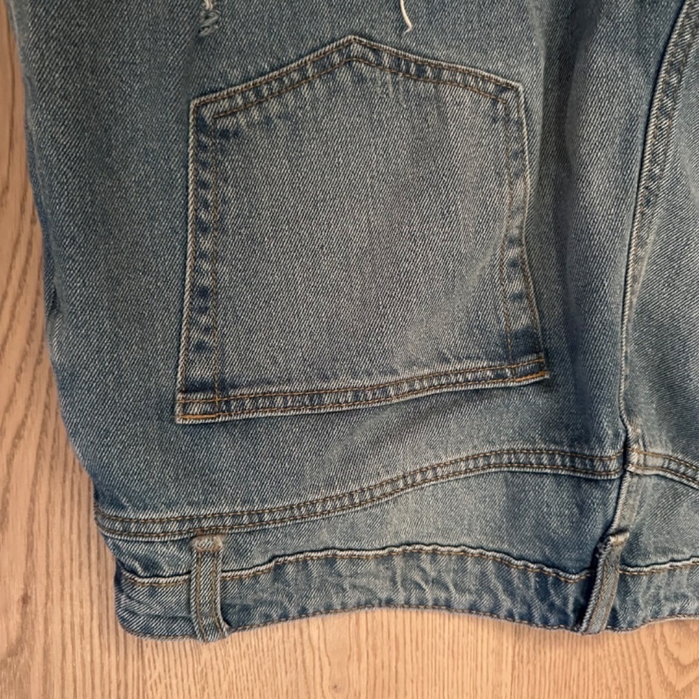 REFUGE DENIM DISTRESSED BOYFRIEND JEANS womens SIZE 11 - Picture 6 of 8